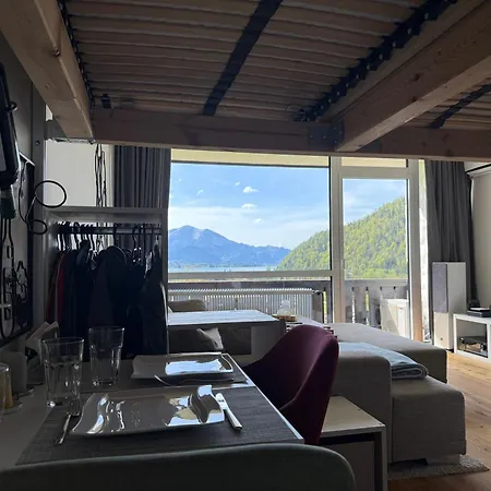 Kuscheln Im Hochbett Mit Seeblick Apartment